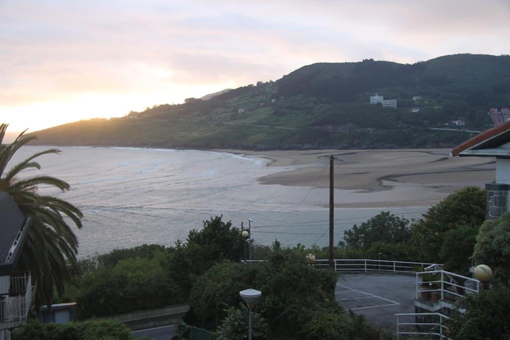 Kurtzieta Beach Mundaka Kültér fotó
